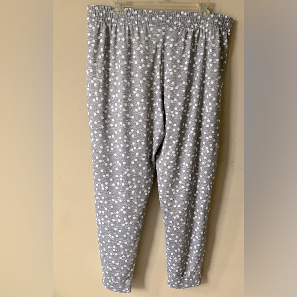 Jane and Bleecker Heather Gray Lounge Set - Picture 10 of 10